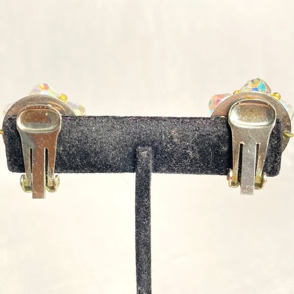 Stud Earrings Clear Aurora Borealis Glass Cluster Wired Beaded Clip Ons - Picture 4 of 6